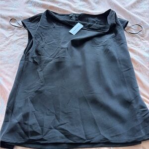 Banana Republic - Sleeveless Black Women's Top - Classic Work & Weekend Style